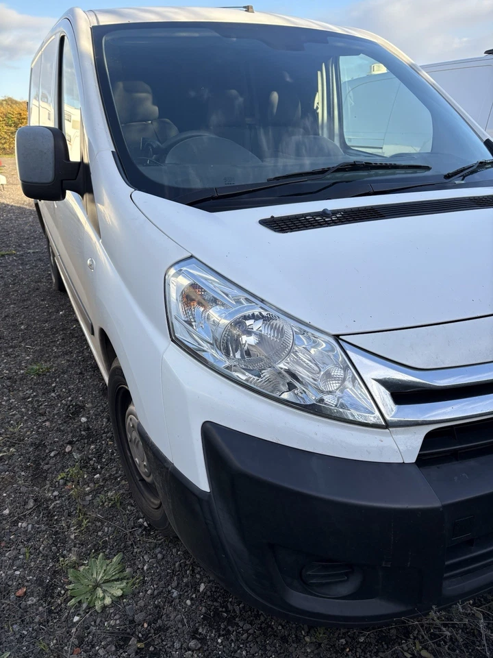 Citroen Dispatch 2016 LWB Van - Image 3 of 4