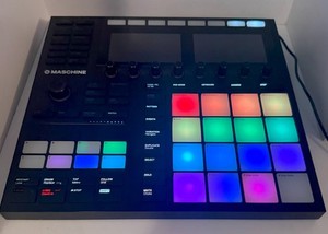【Native Instruments】Maschine＋(ほぼ未使用) Native Instruments】Maschine＋(ほぼ未使用) Native