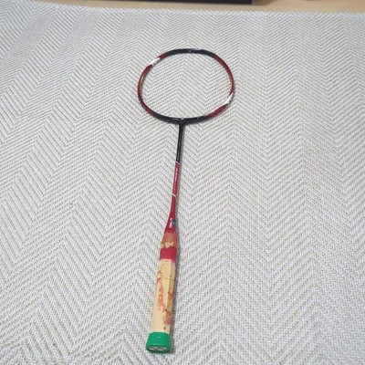 ARCSABER 008 Taufik Hidayat Model Racket YONEX