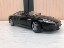 Aston Martin DB9 2004 Solido 1/18 vert