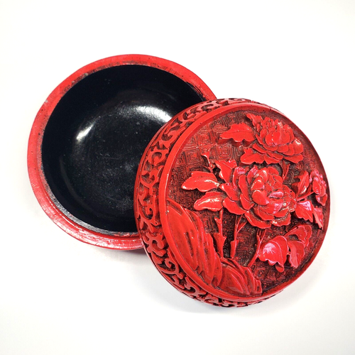 Vtg Chinese Cinnabar Red Lacquered Carved Bowl Box Jar w/Lid Old China ~2"x3" - Picture 13 of 13