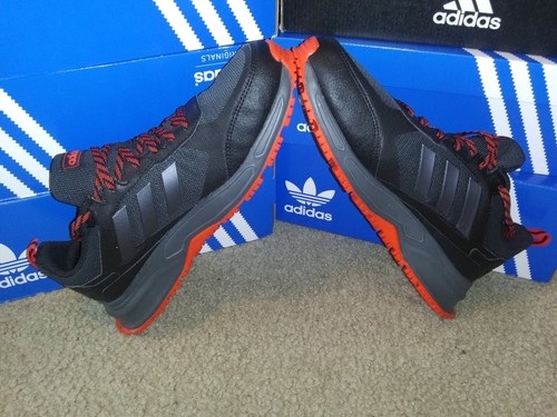 Size 8.5 - adidas Rockadia Trail running black/red - Picture 5 of 12