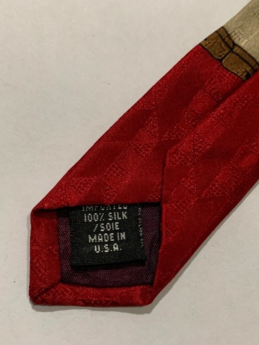 Peanuts Christmas Men's Tie 100 Percent Silk Snoopy Wide Fun Red VTG - Picture 4 of 6