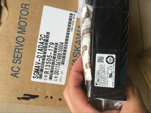 YASKAWA AC SERVO MOTOR SGMAV-01ADA2C NEW ORIGINAL - Picture 2 of 4