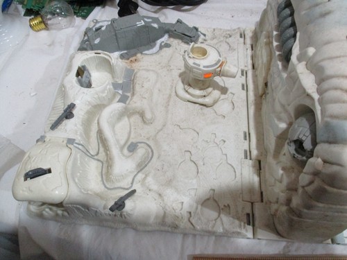 Star Wars Action Fleet Ice Planet Hoth Micro Machines Playset 1996 w/ figures - Picture 5 of 12