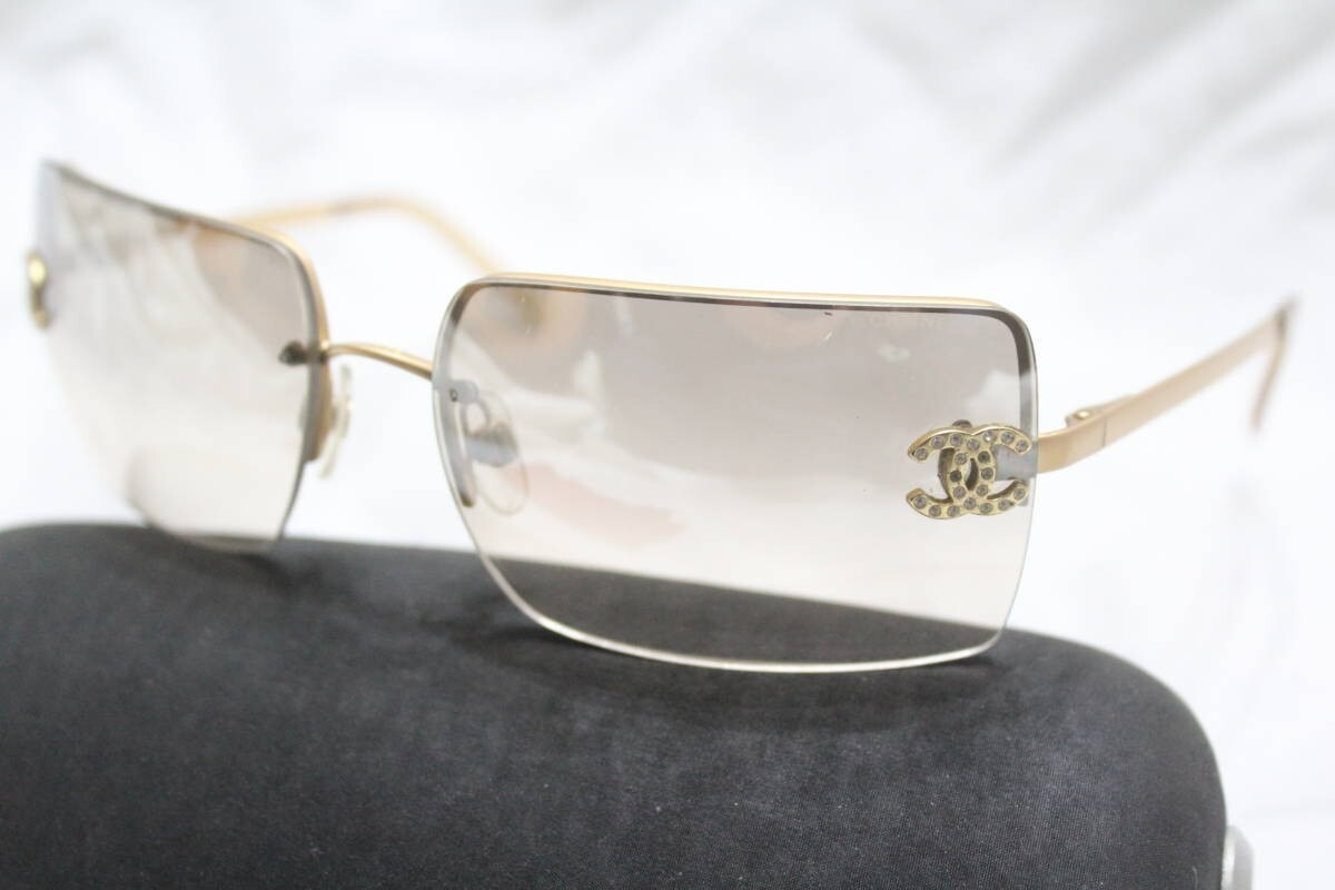 CHANEL 4092-B Złota ramka Okulary przeciwsłoneczne i stras