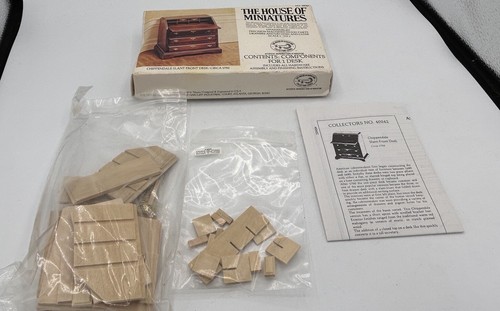 House of Miniatures Kit 40042 Chippendale Slant Front Desk 1:12 Scale - Picture 2 of 11