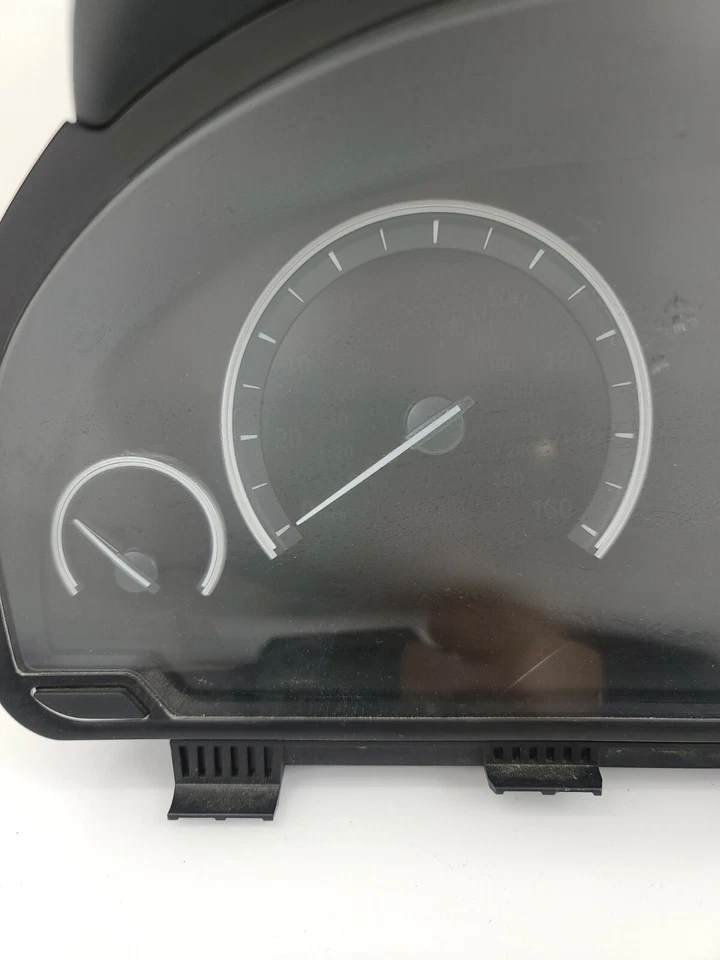 12 2012 年适用于 Bmw 740I 仪器速度计集群量规 Unkw 英里 9285175 — 第 3/4 张图片