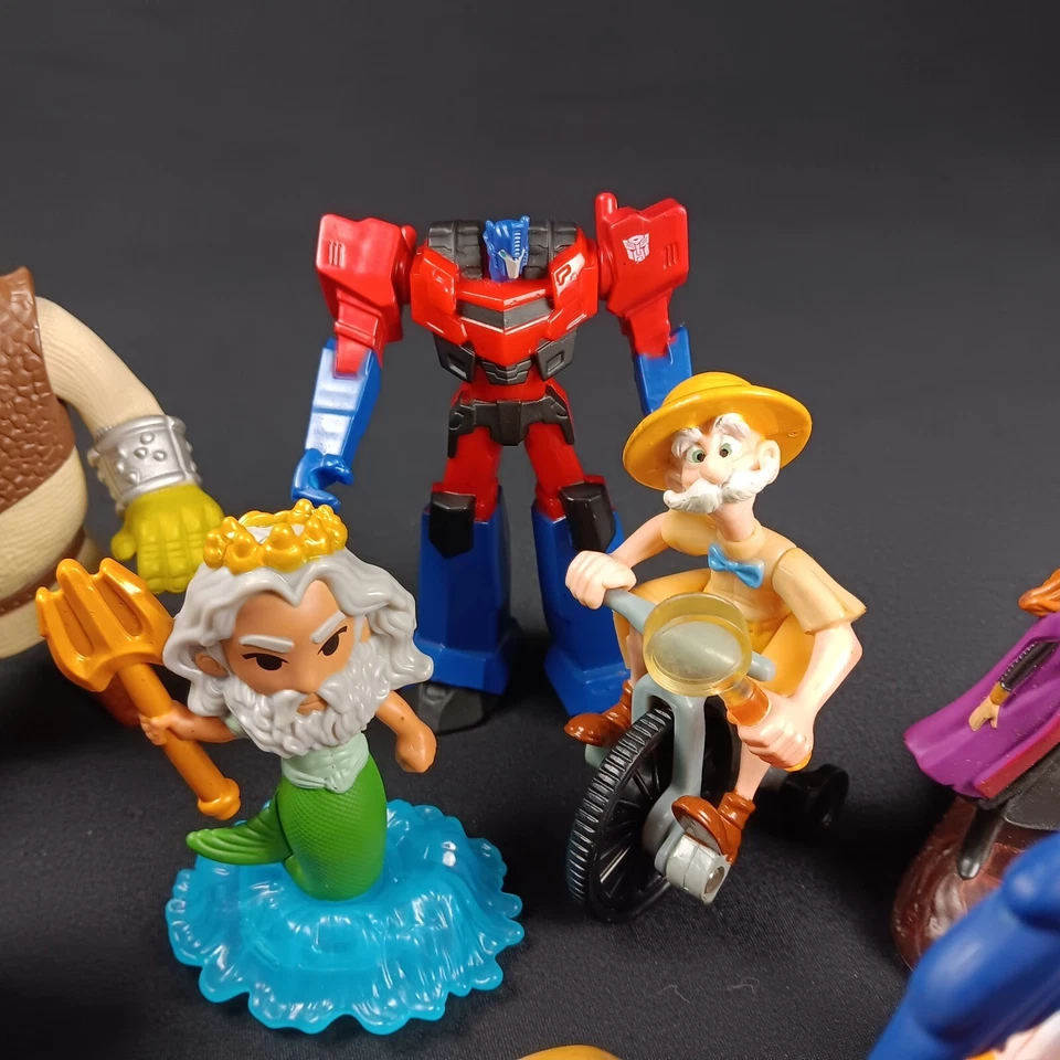 Pequeño lote de juguetes de plástico vintage McDonalds Happy Meal Looney Tunes Transformers Foto 4 de 4
