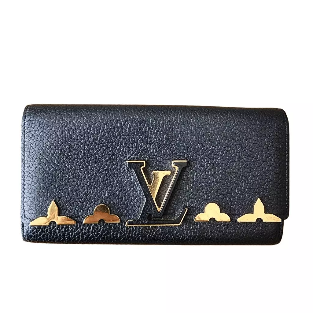 Authentic Louis Vuitton Capucines Wallet