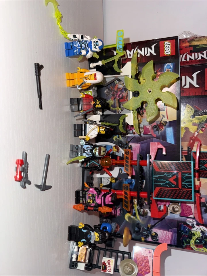 LEGO Ninjago 71708 Gamer's Market, photo 2 of 5