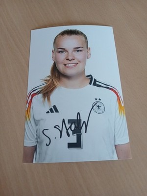 Signed photo Svea Stoldt DFB women New 