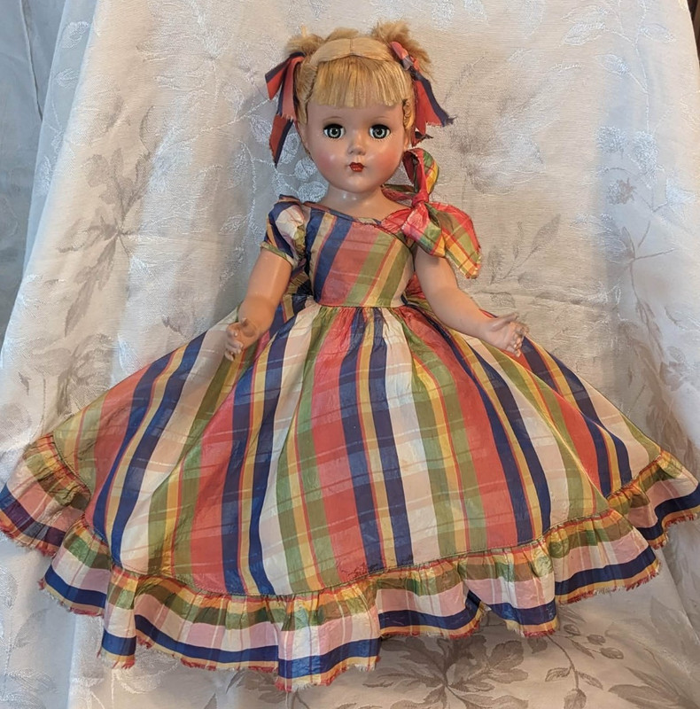 VTG 1950's"ARRANBEE NANETTE"DOLL.17" H. HARD PLASTIC.ALL ORIGINAL.VERY GOOD COND