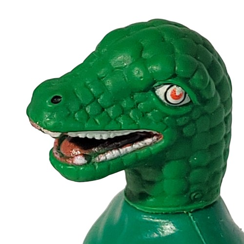 Vintage 1974 Mego Lizard WGSH 8" Original Action Figure Knees Complete - Picture 7 of 13