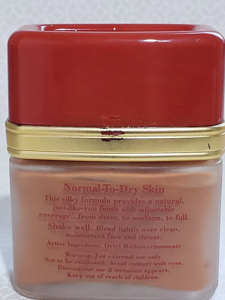 Borghese Princess Marcella Time-Defying Makeup SPF 8 Sable Natural  12 discontin - Image 2 of 3