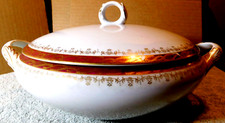 Fukagawa Arita Hand Painted From Japan Vegetable Serving Dish  Lid RARE