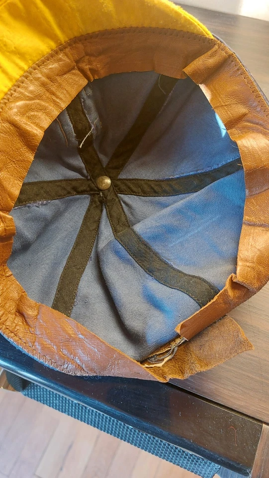 Gorra escolar de satén azul de los años 30, gorro con C amarilla, niños Foto 3 de 3