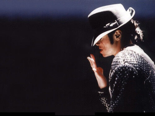 Best of MICHAEL JACKSON KARAOKE DVD! 24 POPSONGS, die auf JEDEM DVD-Player abgespielt werden können! - Bild 1 von 1