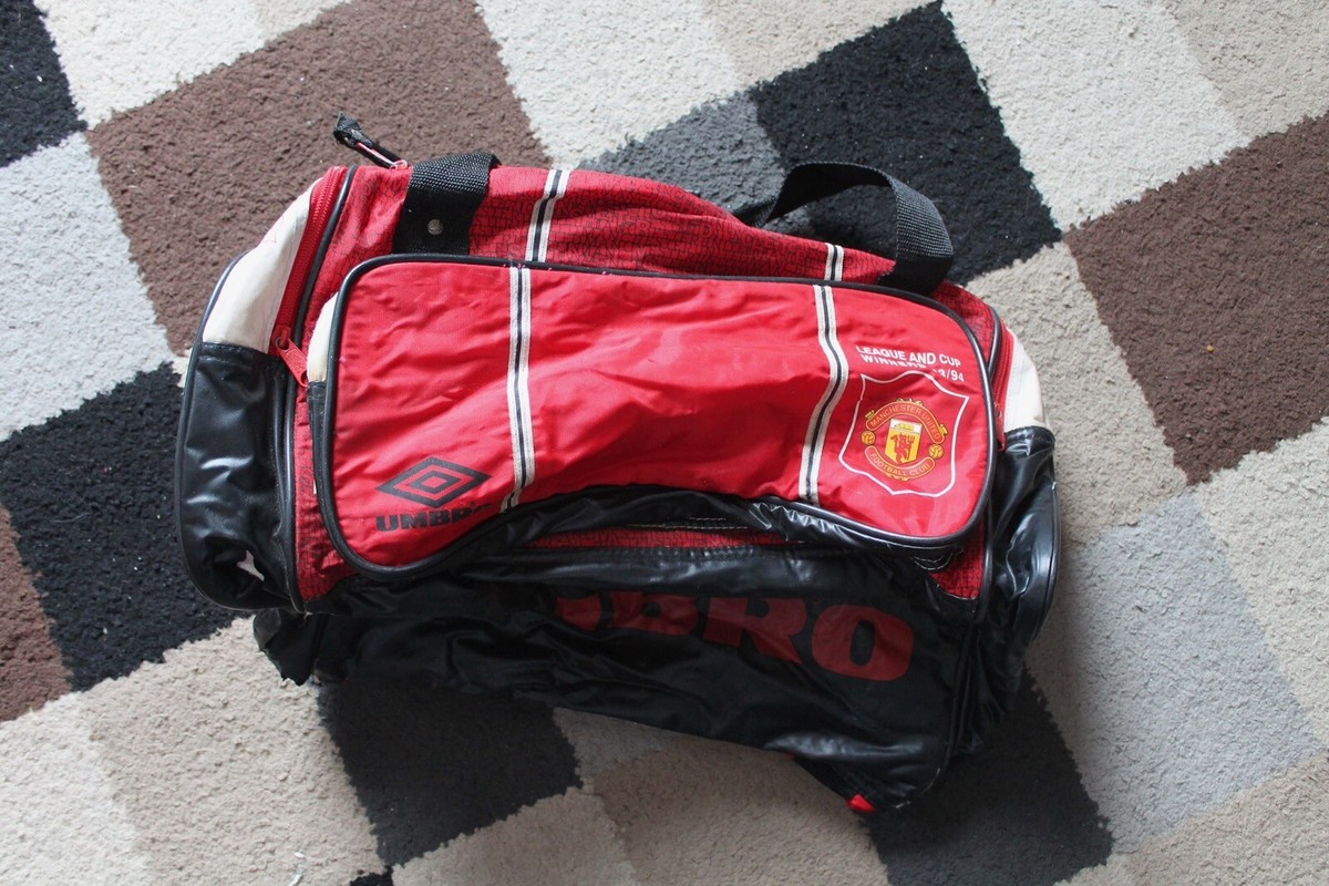 MANCHESTER UNITED FC 'Umbro' (Home) Vintage KIT GYM BAG 1993
