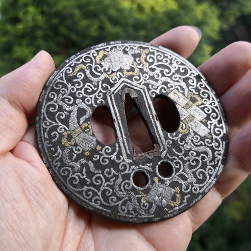 Finely Japanese Inlaid Gold & Silver Dragon Iron Tusba - Picture 8 of 11