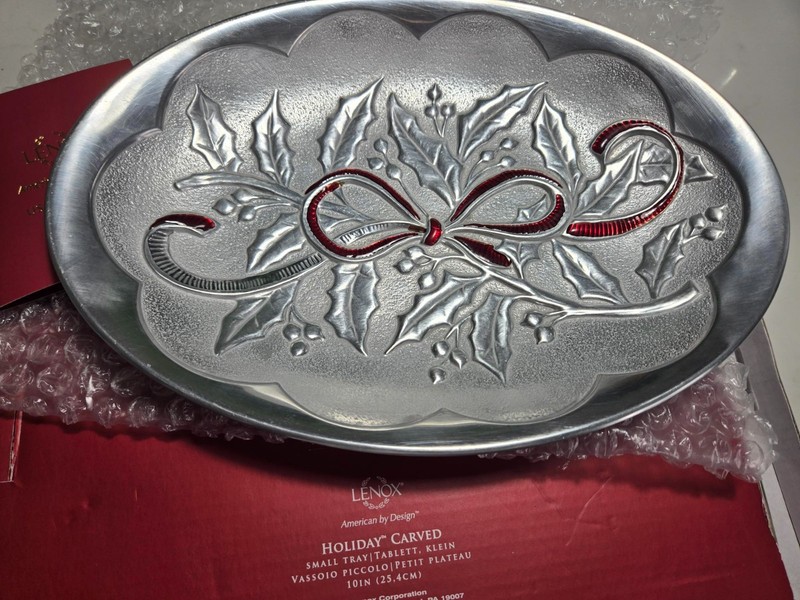 Lenox Holiday 3DMetal Silver Oval Serving Tray Red Bow. New