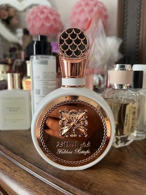 Lattafa Fakhar - Floral, Fruity Fresh, Sweet - Eau de Parfum 3.4 