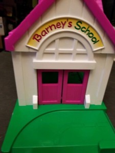 barney schoolhouse playset