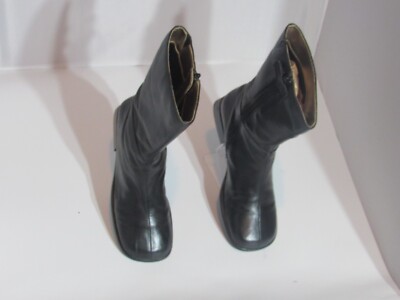 Girls Kenneth Cole Leather Zip Up Boots Black 4.5M