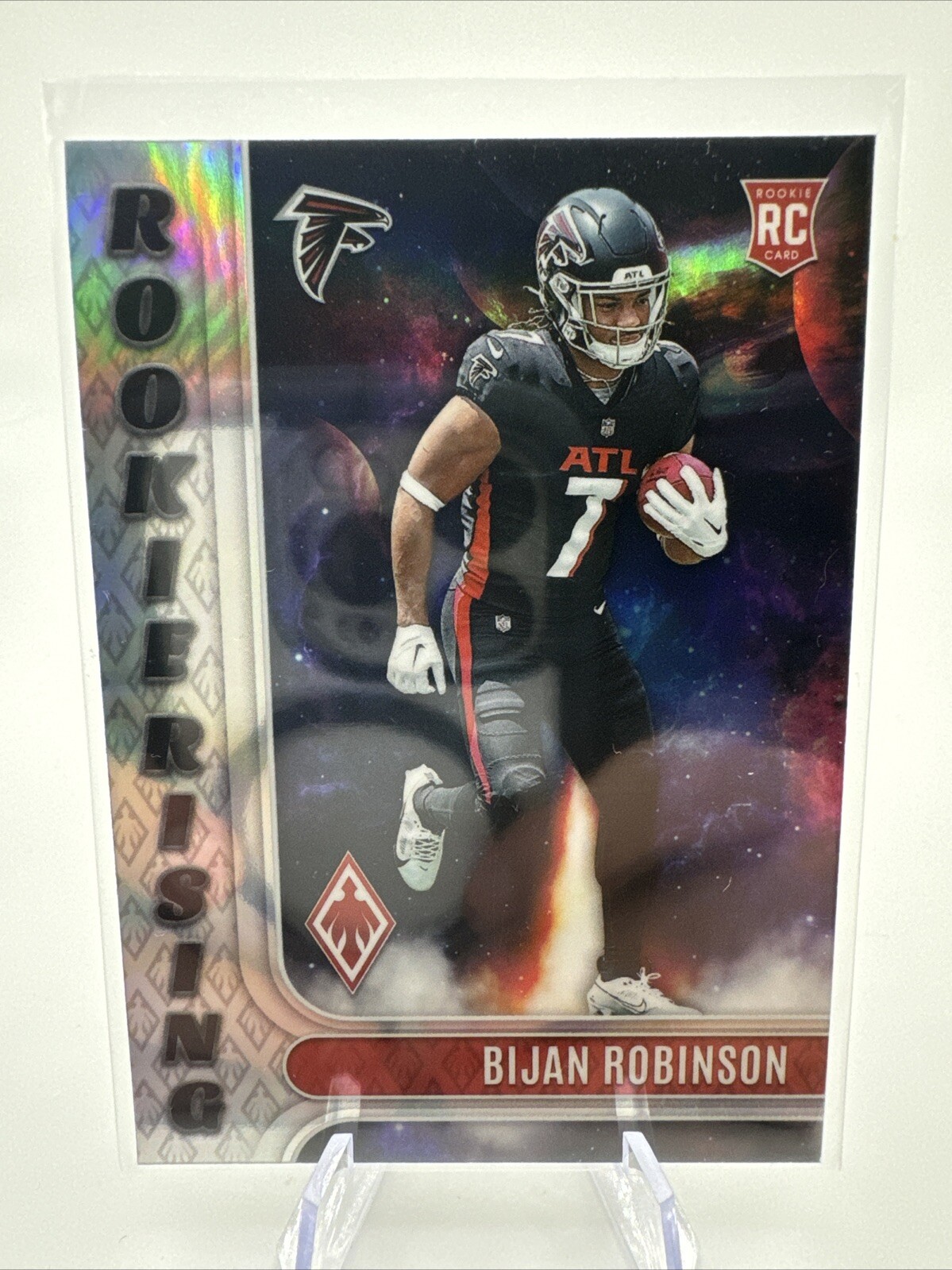 2023 Panini Phoenix - Rookie Rising Silver Seismic #RIS-6 Bijan Robinson (RC)