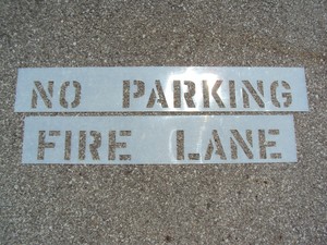 4 No Parking And Fire Lane Parking Lot Stencils For Vertical Curb 1 16 60 Mil Ebay
