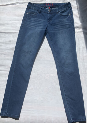 ELLE Paris New York Tokyo Straight Jeans Women's size 4 Medium Wash 8  Rise VGC