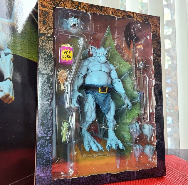 NECA Plastic Gargoyles Broadway Action Figure Toy, Multicolor, 7 in