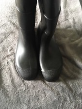 servus yellow rubber boots