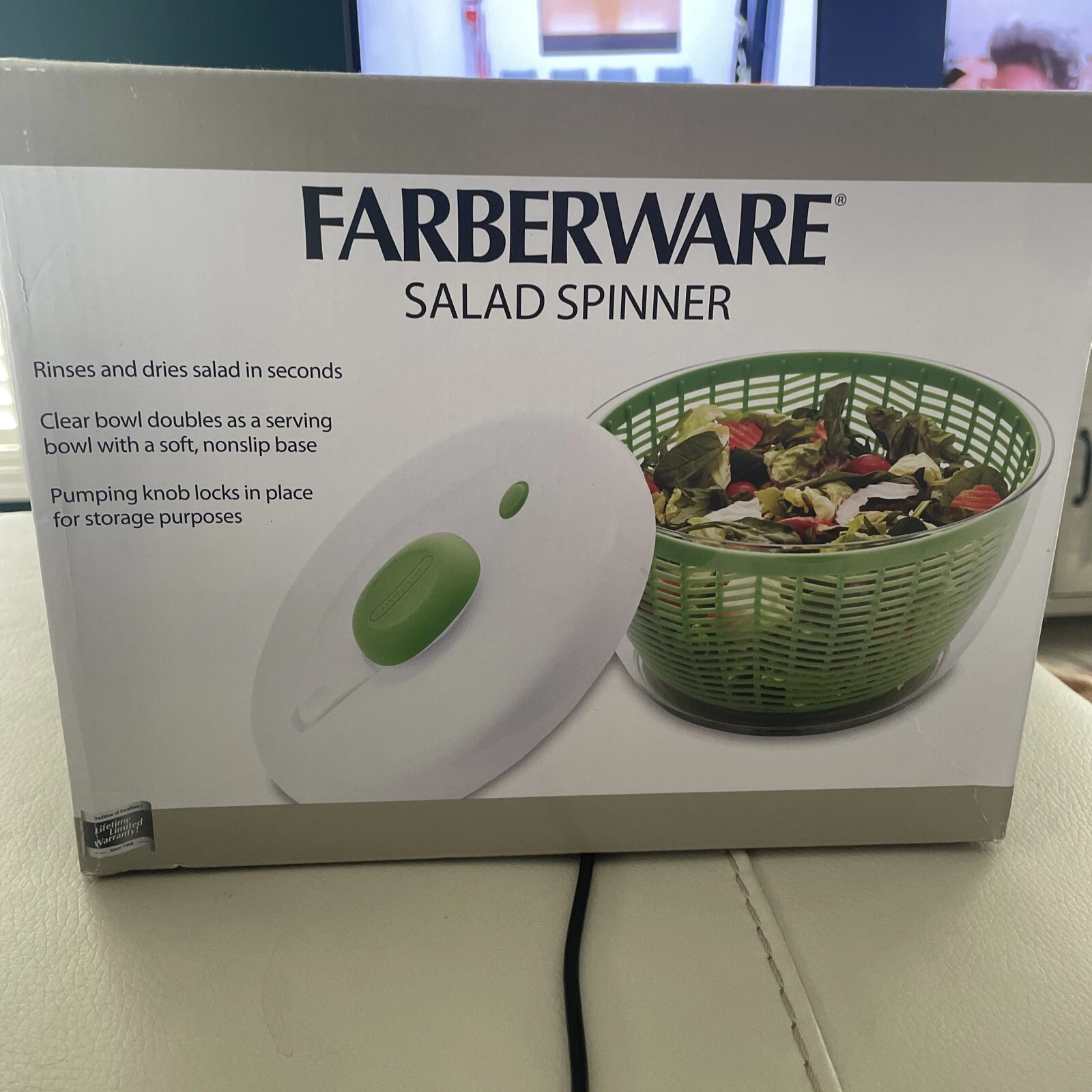 Farberware Pro Pump Salad Spinner with Bowl, Colander & Built in Draining System