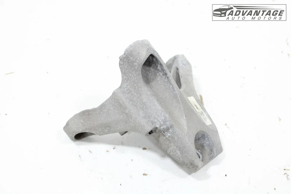 Cadillac CT5 2020-2025 2,0 L AWD lado izquierdo del conductor soporte de montaje del motor OEM Foto 2 de 4