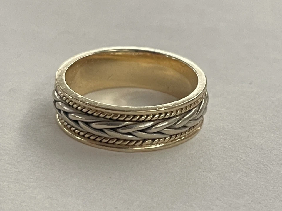 7.5G 14k Yellow & White Gold Center Braid Wedding Band Men’s Ring Size 10 - Image 3 of 4
