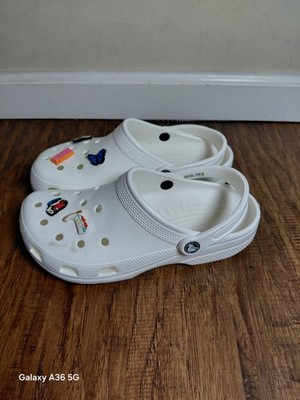 CROCS unisex men size 7, women size 9,  white Sandals 