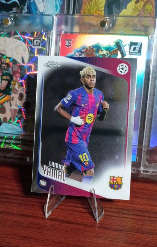 2025-26 Topps Uefa Club Competitions - UCL Team of the Season Lamine Yamal #10