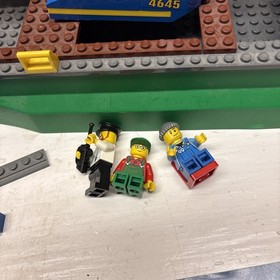 LEGO 4645 City Harbor Ship Set Harbor Farm Line Ship (1 Mini Fig Missing & Box)