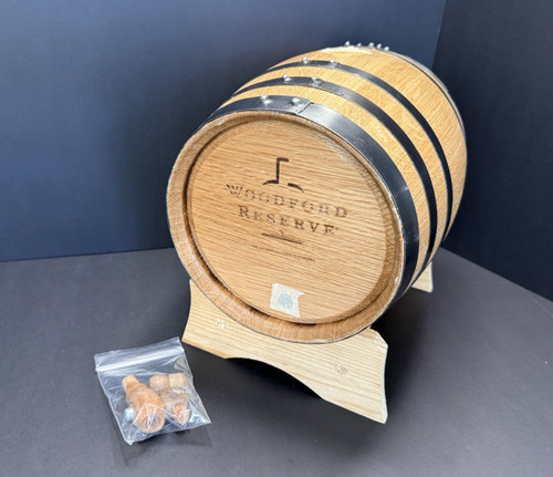 Vintage Woodford Reserve Distillery Bourbon Whiskey Mini Oak Barrel w/Stand NEW