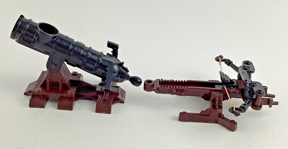 Weapons & Warriors Castle Combat Game Replacement Parts Vintage 1995 Pressman - Image 4 of 4