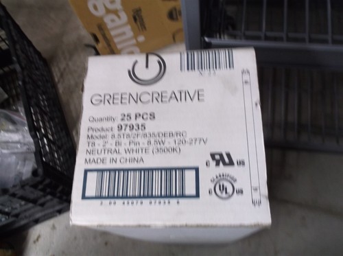 GreenCreative 8.5T8/2F/835/DEB/RC/17W (25 IN CASE) - Picture 2 of 3