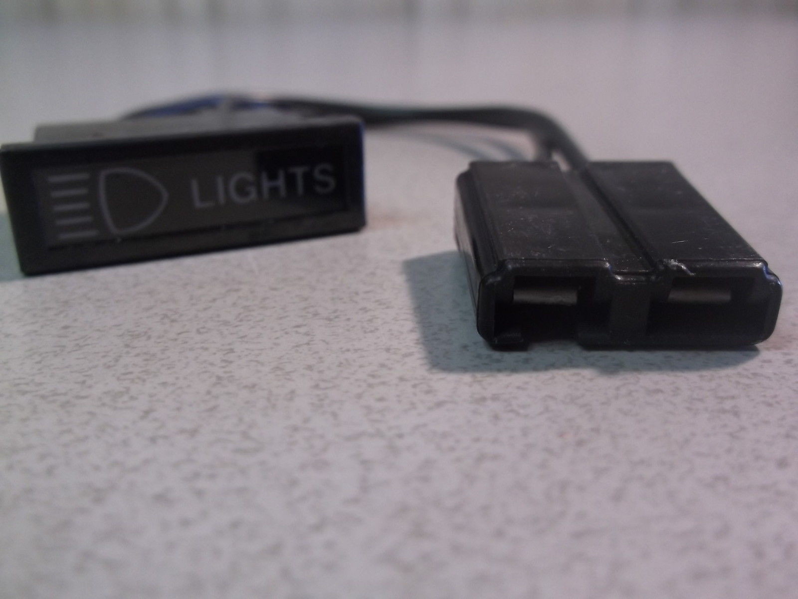 PAIR STATE TOOL & MFG HEADLIGHT WINDSHIELD WASHER LIGHT INDICATORS