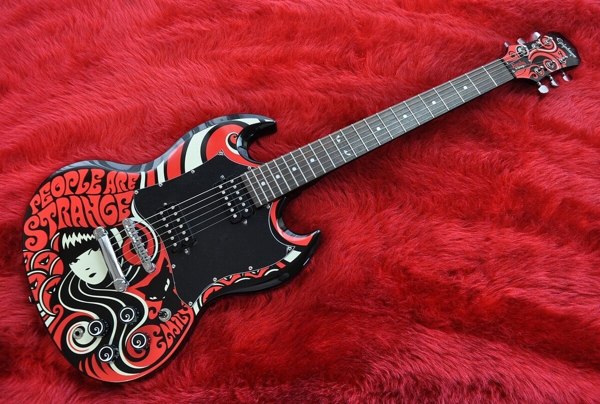 Electric Guitar Epiphone Emily The Strange G-310 Tested From Electric Guitar Epiphone Emily The Strange G-310 Tested From