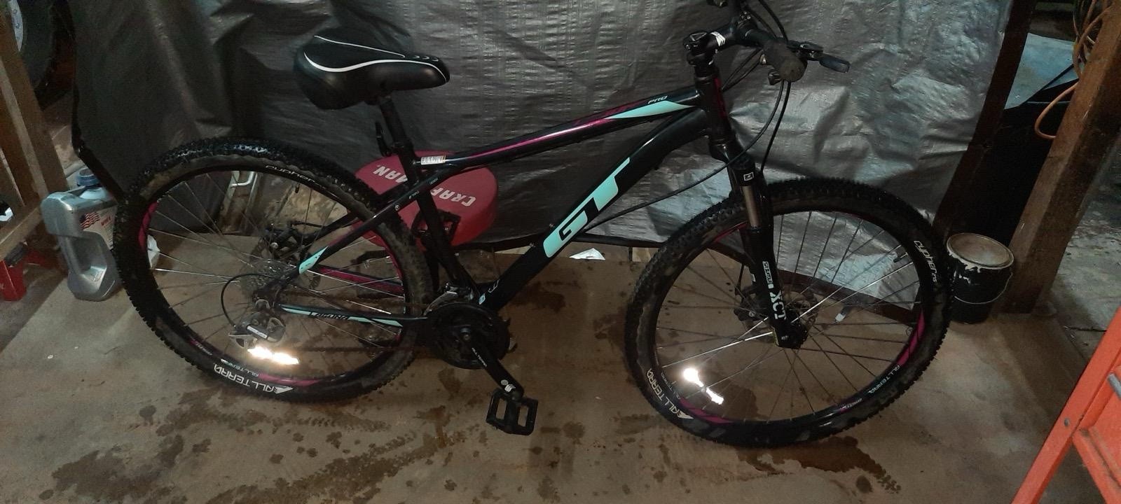 Picture 1 of 2