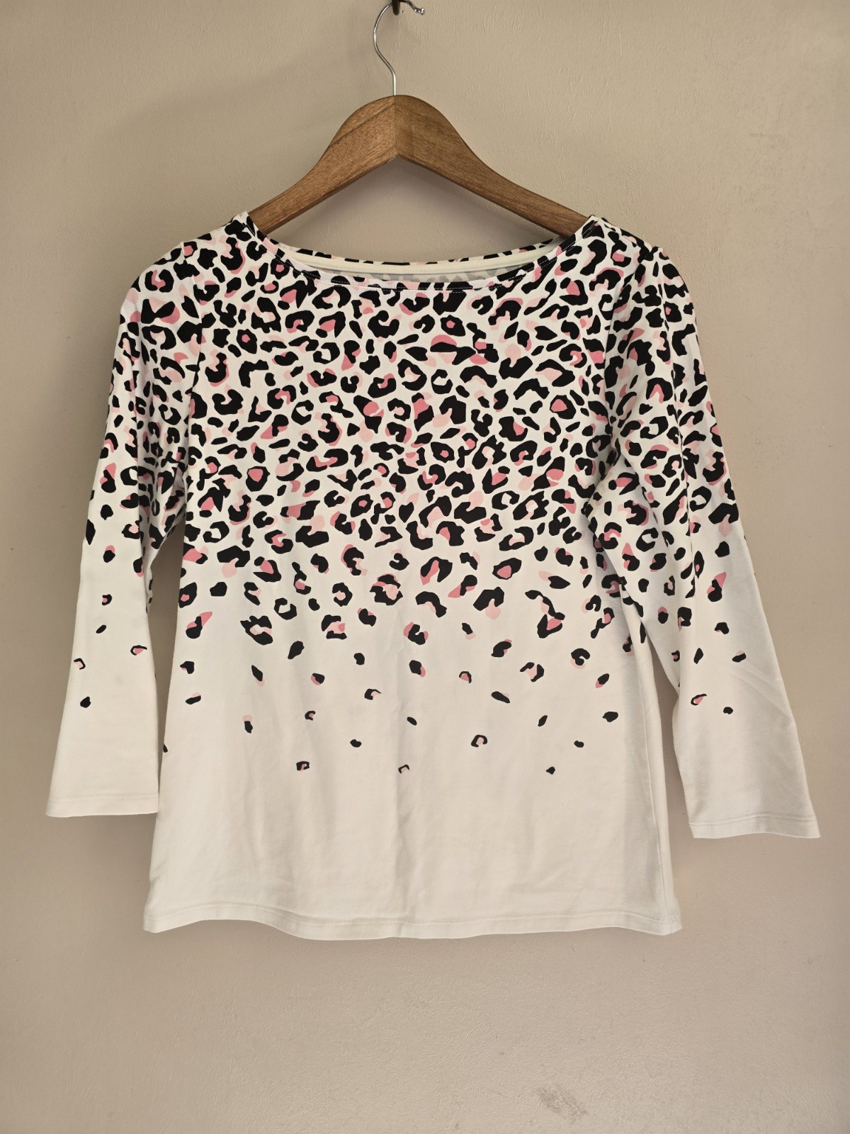 Women's Talbots Pink Leppard Crewneck Pullover Blouse 3/4 Sleeve Size Small