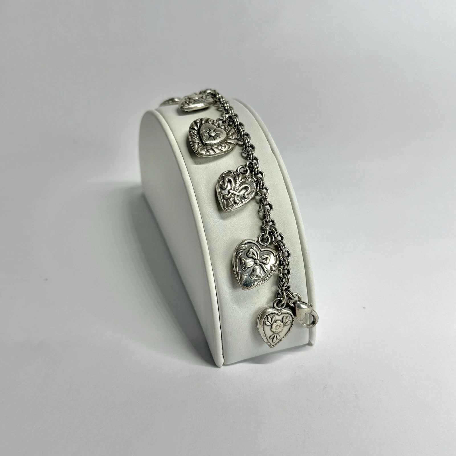 BRIGHTON Dangling Puffy Heart Charms Silver Tone Vintage Bracelet Jewelry N284