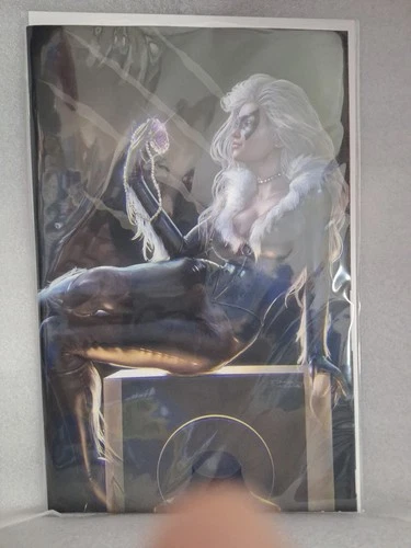 BLACK CAT #1 TIAGO DA SILVA EXCLUSIVE VIRGIN VARIANT LIMITED  1000 Marvel Comics