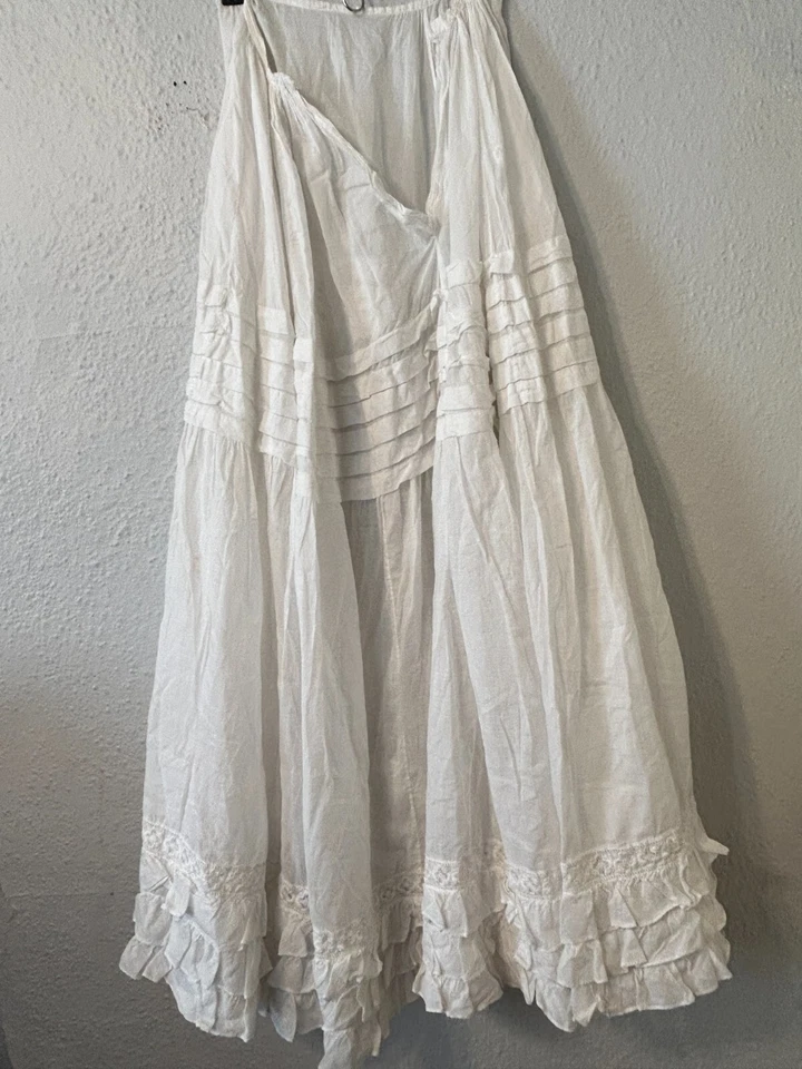 LEER Antigua Enagua Falda Eduardiana 1900 Algodón Blanco Volantes Entrenada Césped Té Foto 4 de 4