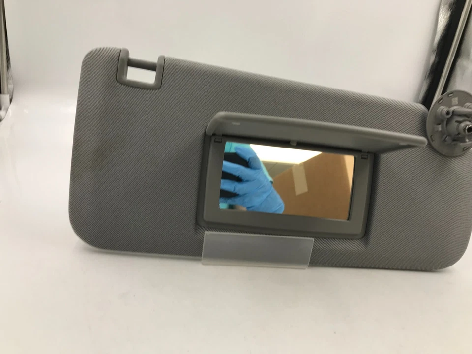 Chevrolet Trax 2017-2021 parasol lateral del pasajero gris OEM C04B57006 Foto 3 de 4